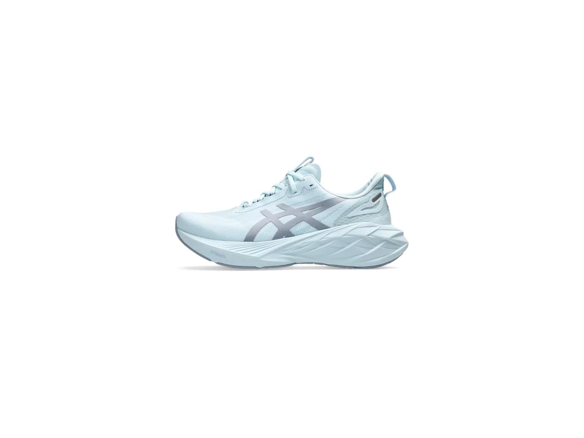 ASICS Novablast 4