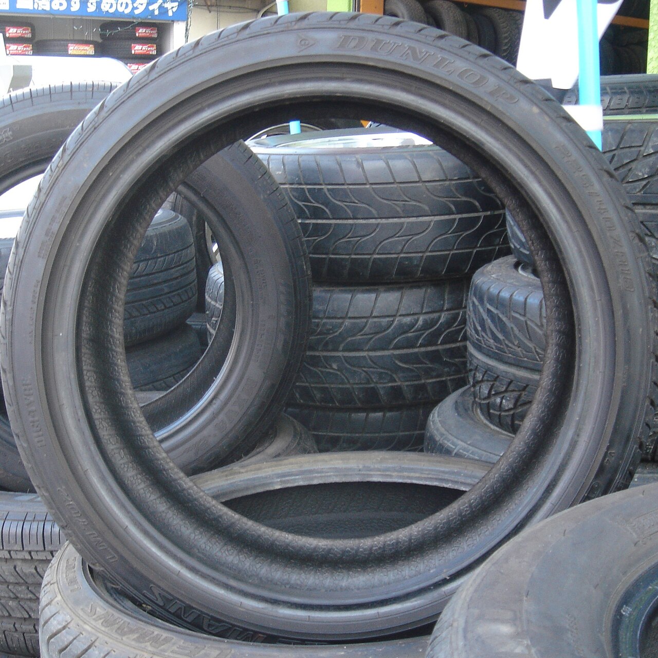 Pirelli ou Goodyear: Qual Marca de Pneu é Mais Segura e Dura Mais em 2026?